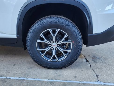 New 2026 GMC Acadia AT4 w/ Super Cruise Package image 58