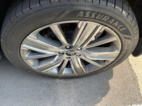 Used 2021 INFINITI QX50 Sensory AWD/4WD image 9