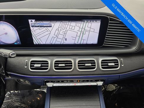 Used 2026 Mercedes-Benz Maybach GLS 600 4MATIC image 25