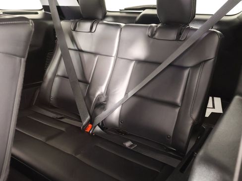 Used 2023 Ford Explorer XLT w/ Equipment Group 202A image 13