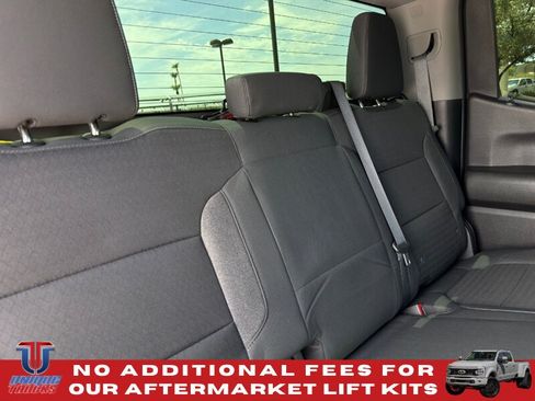 Used 2021 GMC Sierra 1500 4x4 Crew Cab w/ Sierra Value Package image 24