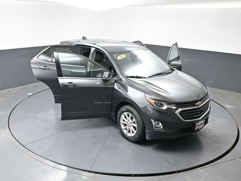 Used 2019 Chevrolet Equinox LT FWD image 60