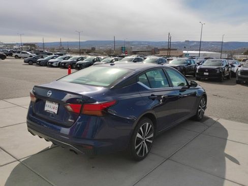 Used 2022 Nissan Altima 2.5 SR image 5