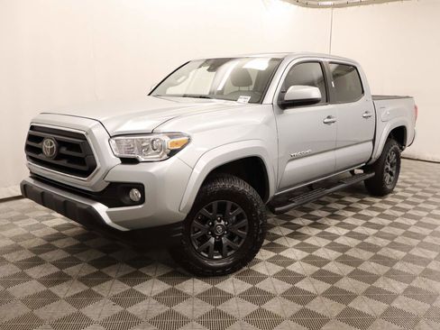 Used 2022 Toyota Tacoma SR5 image 1