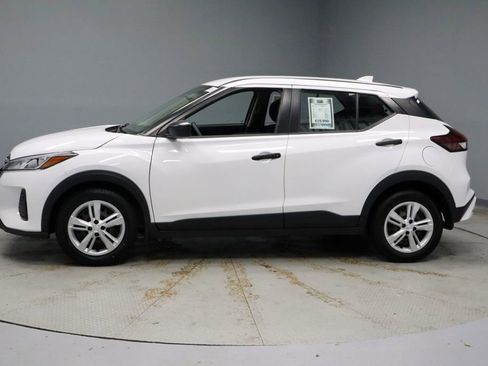 Used 2024 Nissan Kicks S image 7