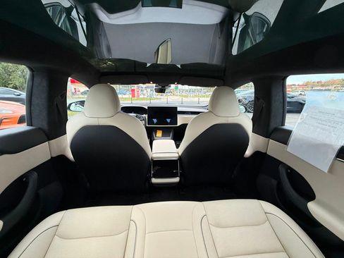 Used 2023 Tesla Model S Plaid image 28