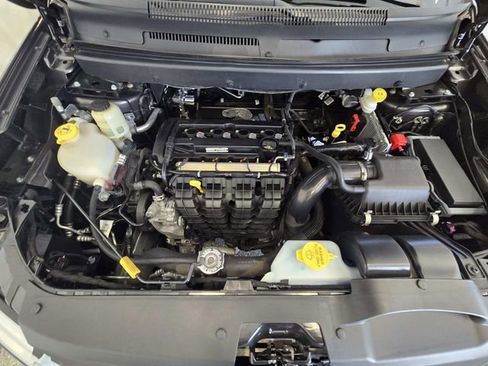 Used 2019 Dodge Journey SE image 15