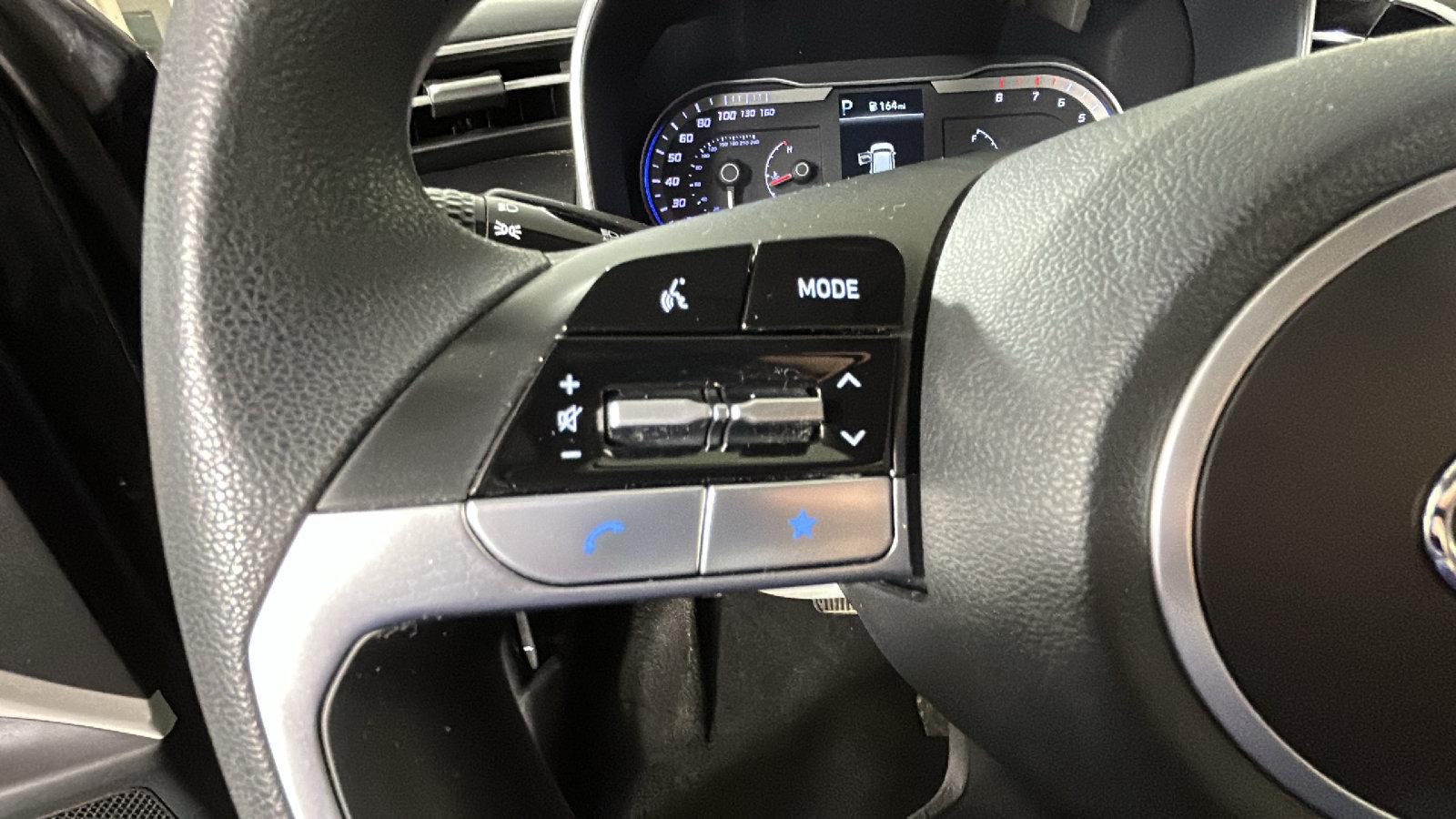 Certified 2024 Hyundai Tucson SE FWD image 21