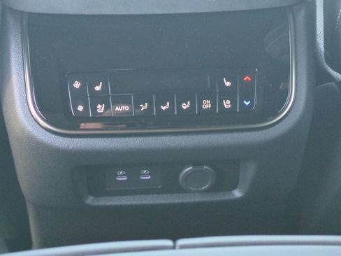 New 2026 INFINITI QX80 Autograph w/ Premium Cargo Package image 17