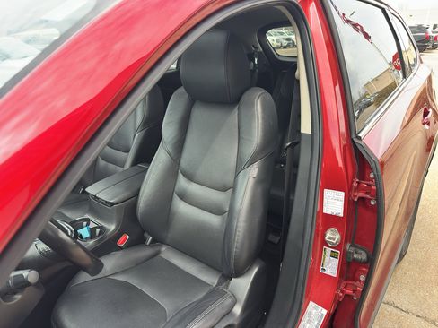 Used 2023 MAZDA CX-9 Touring image 28