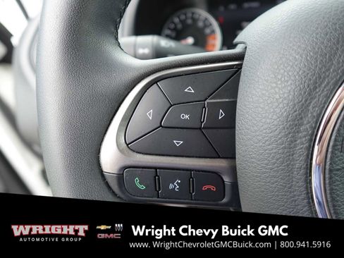 Used 2022 Jeep Renegade Latitude image 13