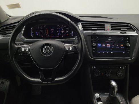 Used 2019 Volkswagen Tiguan SEL image 22