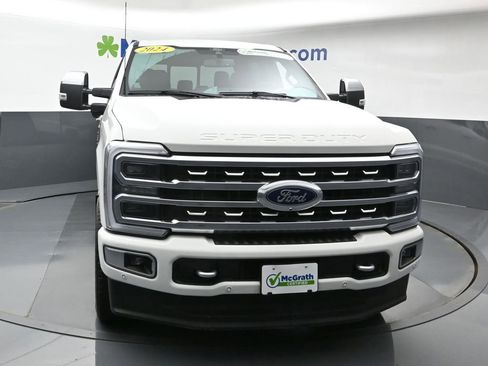 Used 2024 Ford F250 Platinum image 4