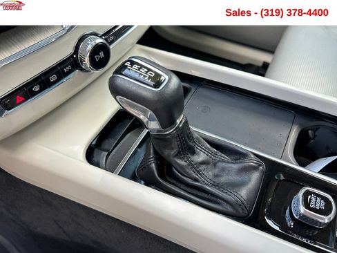 Used 2021 Volvo XC60 T5 Inscription w/ Advanced Package AWD/4WD image 21