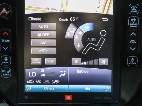 Used 2017 Toyota Prius Prime Advanced image 16