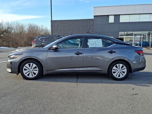 Certified 2025 Nissan Sentra S image 5