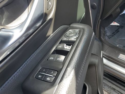 Used 2023 GMC Yukon Denali w/ Advanced Technology Package RWD image 17