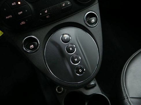 Used 2018 FIAT 500 e w/ Esport Package image 20