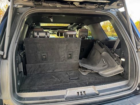 Used 2019 Ford Expedition Limited w/ Equipment Group 303A image 17