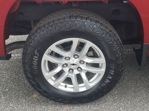 Certified 2021 Chevrolet Silverado 1500 RST image 5