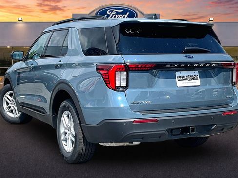New 2026 Ford Explorer Active AWD/4WD image 3