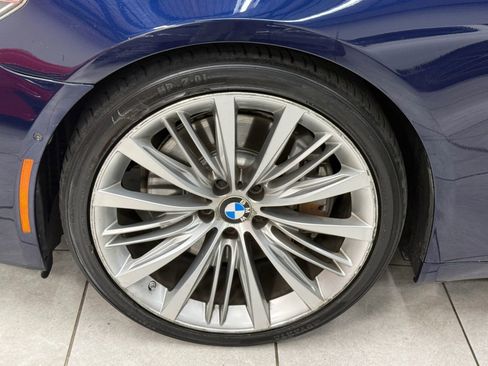 Used 2015 BMW 750Li w/ M Sport Edition RWD image 40