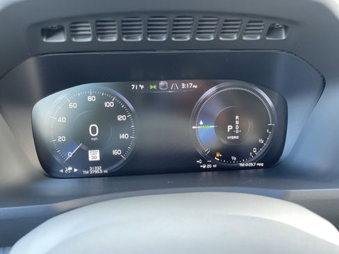 Used 2022 Volvo XC90 T8 Inscription image 19