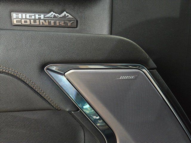 Used 2023 Chevrolet Silverado 1500 High Country w/ Z71 Off-Road Package AWD/4WD image 20