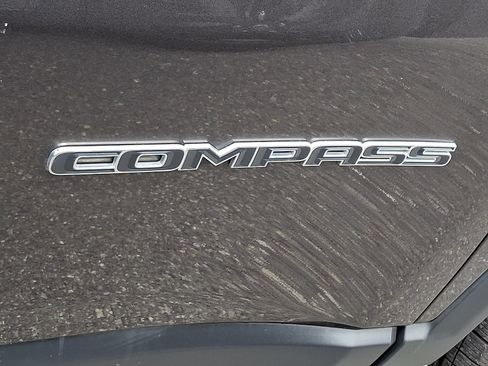 Used 2019 Jeep Compass Limited AWD/4WD image 30