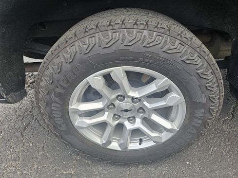 Used 2023 Chevrolet Silverado 1500 RST image 11