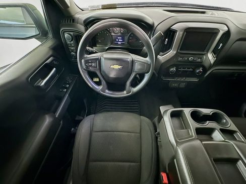Used 2021 Chevrolet Silverado 1500 Custom AWD/4WD image 9
