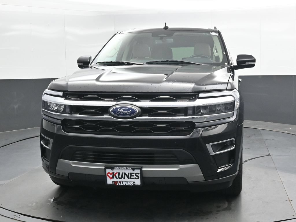 Used 2024 Ford Expedition Limited AWD/4WD image 6