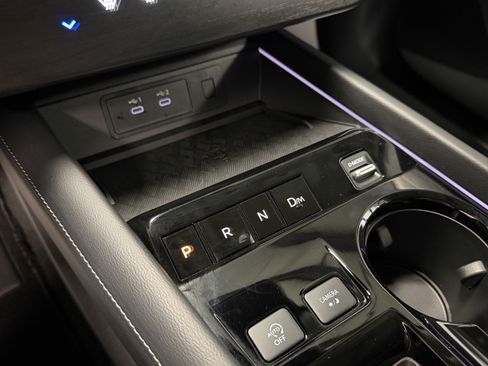 Used 2025 Nissan Murano SL AWD/4WD image 13