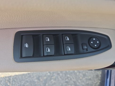 Used 2017 BMW 230i Convertible RWD image 30