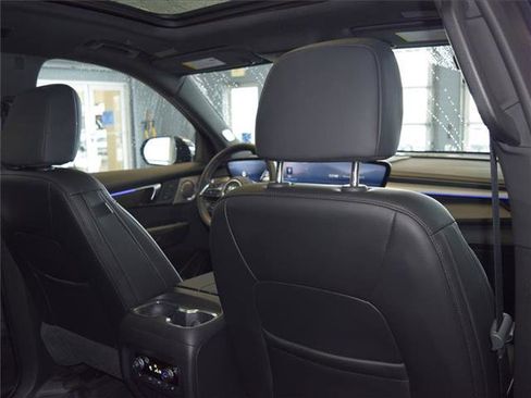 Used 2025 Buick Enclave Avenir w/ Trailering Package, 5000 lbs. image 35