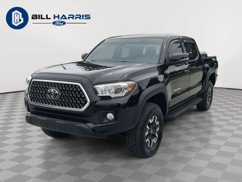 Used 2019 Toyota Tacoma TRD Off-Road AWD/4WD image 1