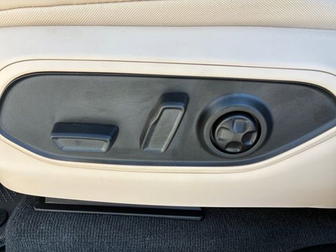 New 2026 Jeep Grand Cherokee Limited RWD image 7