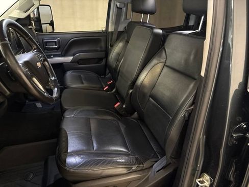 Used 2019 Chevrolet Silverado 2500 LT w/ LT Convenience Package AWD/4WD image 28