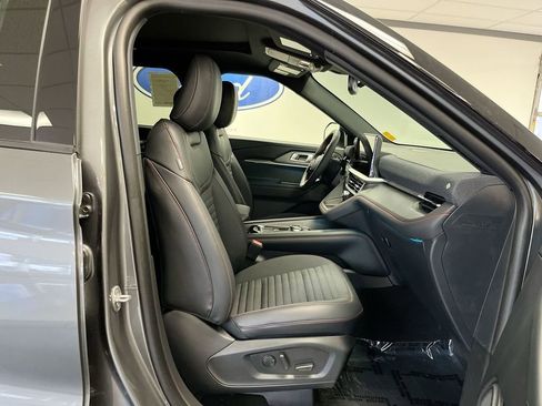 New 2026 Ford Explorer ST-Line w/ ST-Line Street Pack image 22