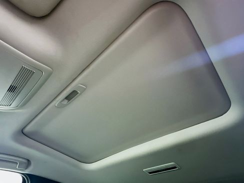 Used 2024 MAZDA CX-90 3.3 Turbo w/ Preferred Plus image 25