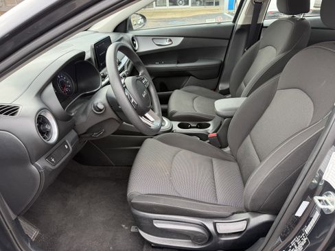 Used 2024 Kia Forte LXS image 14