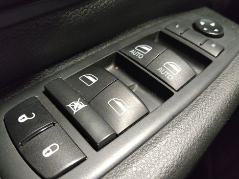 Used 2021 RAM 1500 Tradesman RWD image 27