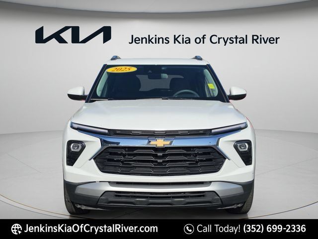 Used 2025 Chevrolet TrailBlazer LT FWD image 17