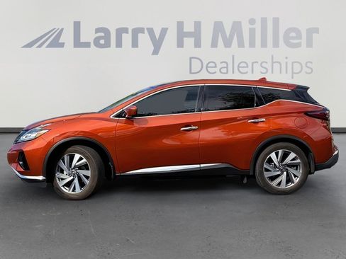Used 2021 Nissan Murano SL w/ SL Moonroof Package FWD image 2