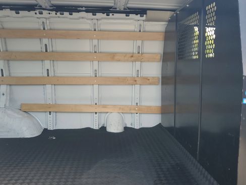 Used 2023 GMC Savana 2500 w/ Driver Convenience Package image 14