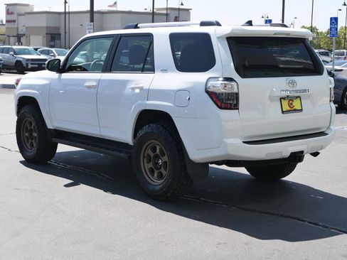 Used 2024 Toyota 4Runner SR5 image 6