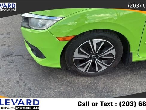 Used 2017 Honda Civic EX-T image 9