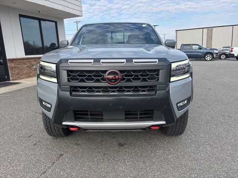 Used 2025 Nissan Frontier PRO-4X w/ Pro Convenience Package image 10