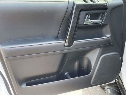 Used 2024 Toyota 4Runner TRD Off-Road Premium w/ Moonroof Package AWD/4WD image 8