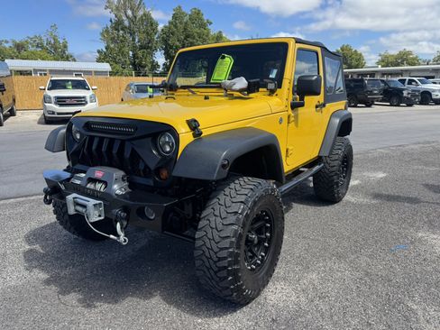 Used 2008 Jeep Wrangler Rubicon w/ Dual Top Group AWD/4WD image 1